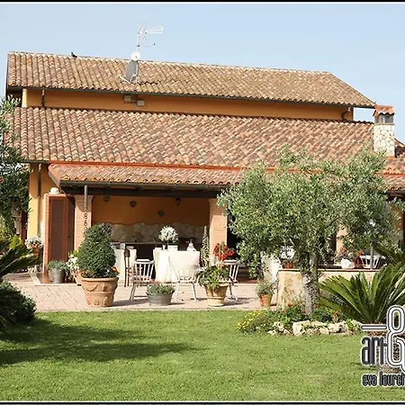 Casale Del Borgo 3* Hermada